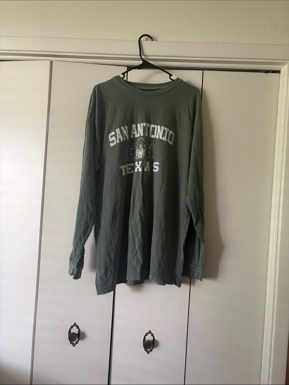 San Antonio Texas Long Sleeve Graphic Tee